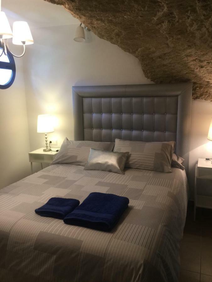 Вилла Casa Cueva Un Rincon En La Roca Setenil De Las Bodegas Экстерьер фото